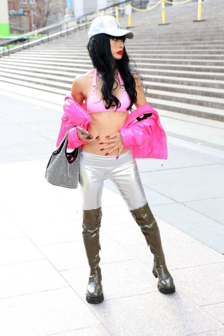 Bai Ling